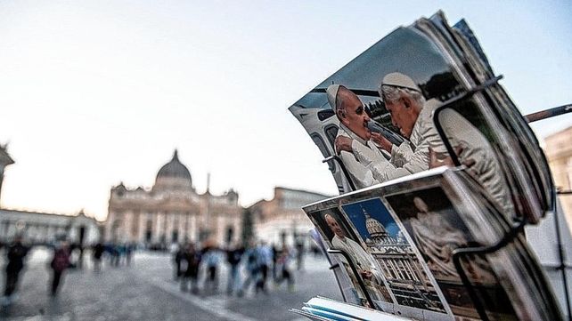 Vaticano: crecen las respuestas al llamado de oración por Benedicto XVI