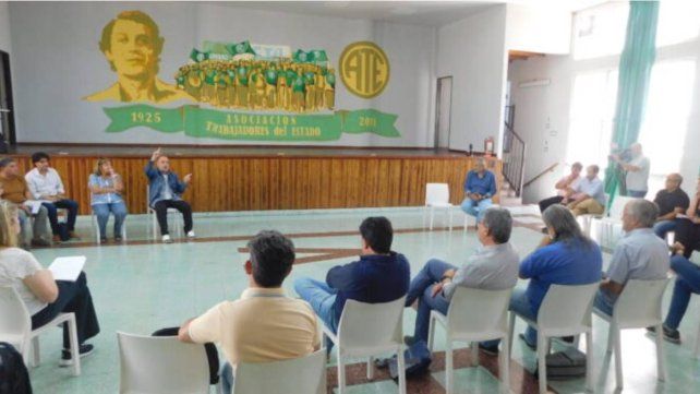 Titular de la Caja de Jubilaciones e Intersindical ya discuten la posible reforma laboral