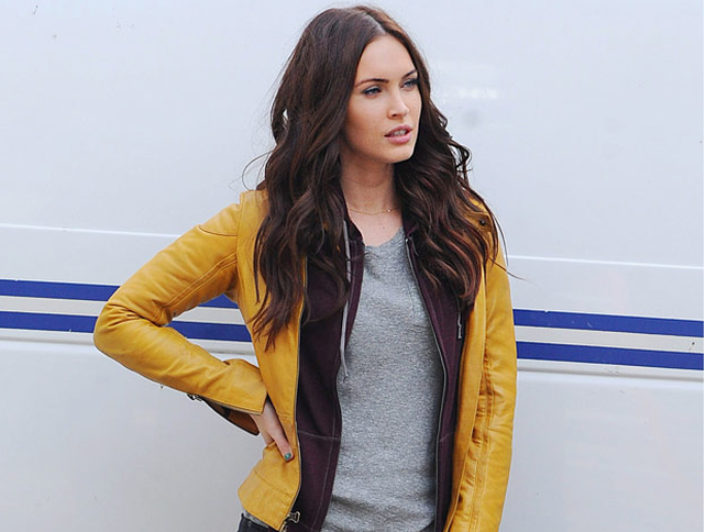 Megan Fox volvió al trabajo más madrasa que nunca