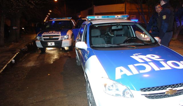 110608 POLICIAL PATRULLERO MT