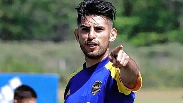 El peruano Zambrano donará una camiseta de Boca para una acción solidaria.