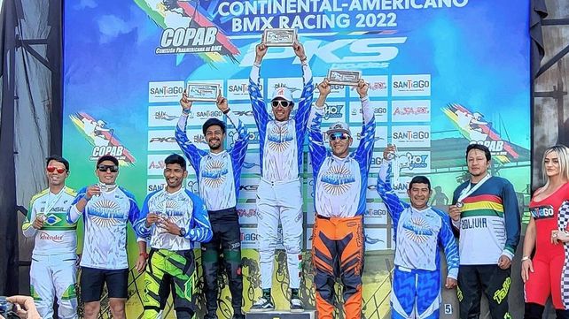 BMX: Marcos Fuentes se trepó a lo más alto del podio