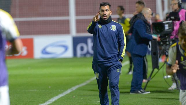 Carlos Tevez no considera necesario hacer demasiados trabajos de fútbol antes del partido.