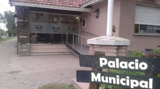 Roldán pasó a repartir la tasa cada tres meses y apunta a que el vecino se adhiera a la opción digital.