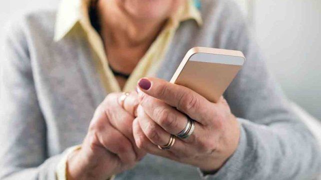 Estafa digital a una jubilada: la Justicia frenó descuentos de créditos fraudulentos