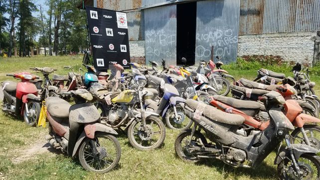 En el depósito municipal de Santo Tomé identificaron 22 motos robadas