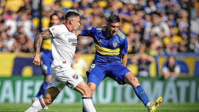 Boca Juniors venció sobre la hora a Newells.