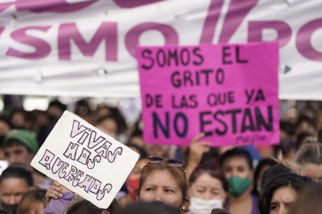 Amsafé Rosario exige que le den el traslado a una docente que fue víctima de violencia de género