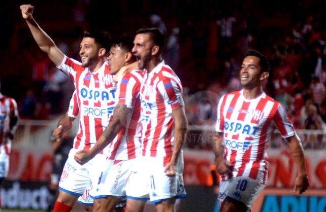 UNO Santa Fe / Jos&eacute; Busiemi