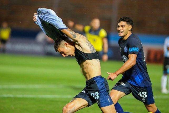 Independiente Rivadavia pasó de fase.