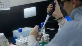 Los bioquímicos de Rosario exigen la suba de los aranceles que perciben y el achicamiento de los plazos de cobro.&nbsp;