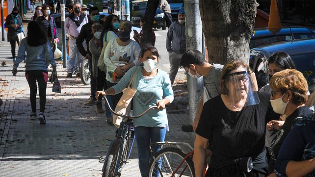La provincia anticipa que podría habilitar más actividades en Rosario