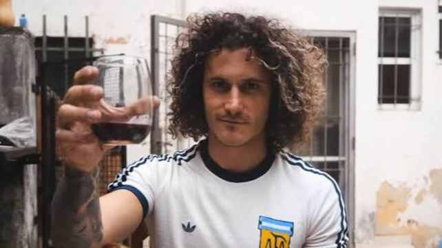 El rosarino Lucas Sperandio se sumó al lista de artistas con canciones para el Mundial
