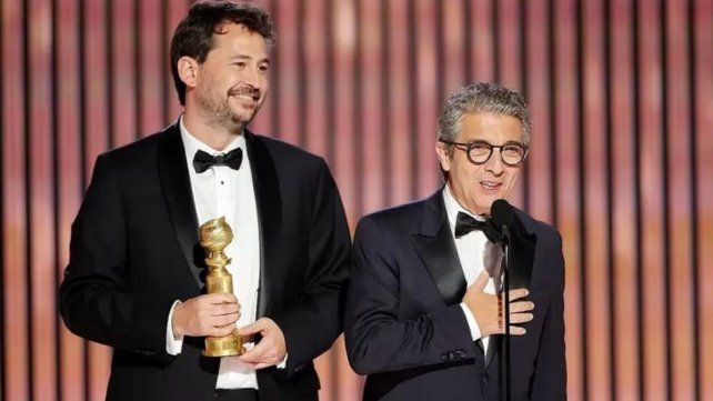 Santiago Mitre y Ricardo Darín en los Golden Globes