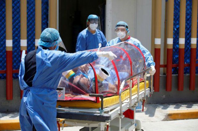  Otras 209 personas murieron y 6.899 fueron diagnosticadas con coronavirus en el país