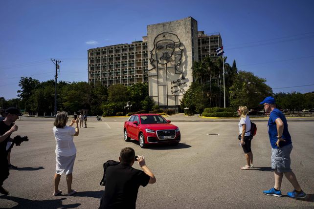 La Habana recibió formalmente el título de Ciudad Maravilla del mundo moderno