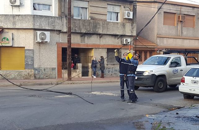 Trabajos llevados a cabo por personal de la EPE en el lugar.