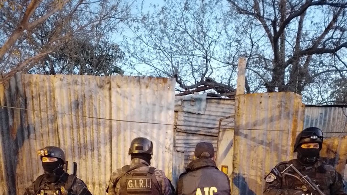 Otra mujer detenida por el asesinato a puñaladas de un hombre