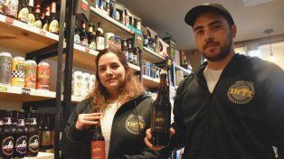 Dos jóvenes crearon una cerveza sin gluten y con un modelo de producción único en la región