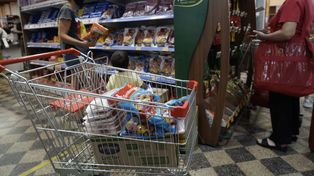 La inflación de agosto fue del 7% y desaceleró menos de lo esperado