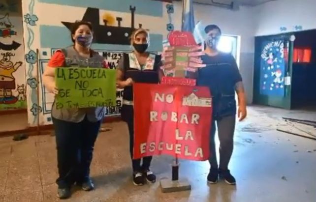 La comunidad educativa pide soluciones frente a los robos en la escuela.