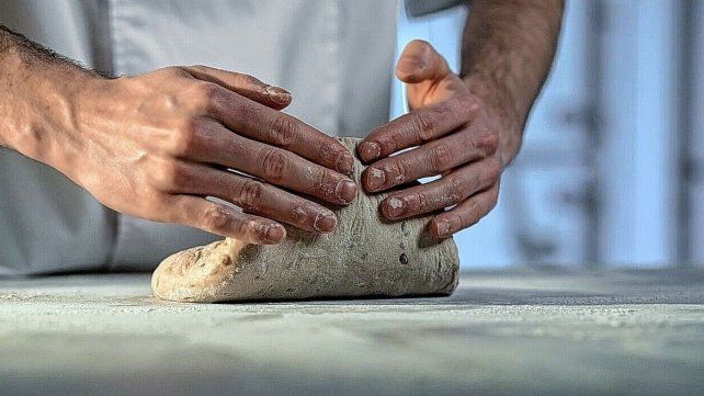 Día del Panadero: el oficio se reinventa sin perder la tradición en uno de los países más consumidores de pan.