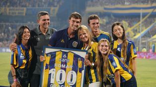Este sábado el jugador de Juan Cruz Komar recibió el apoyo y cariño de la hinchada de Central&nbsp;