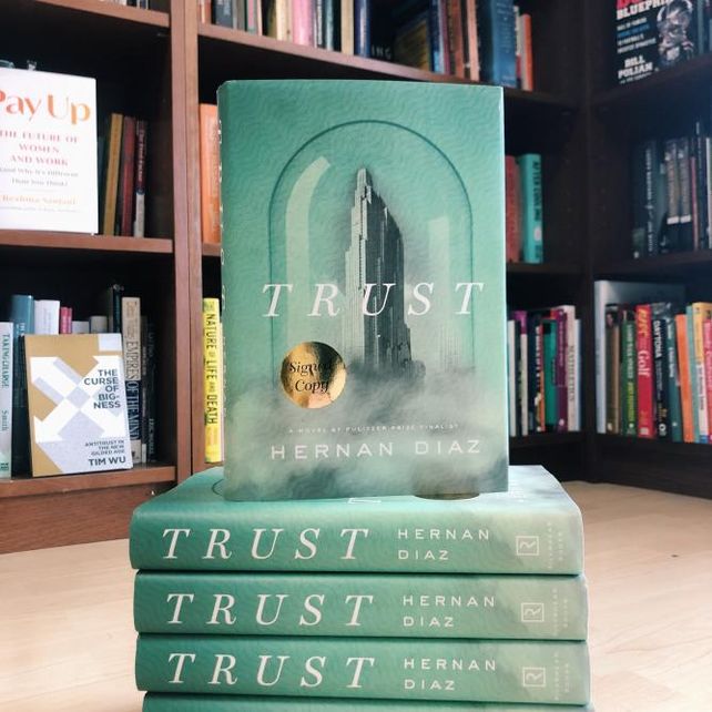 “Trust”. En marzo, se edita en la Argentina.