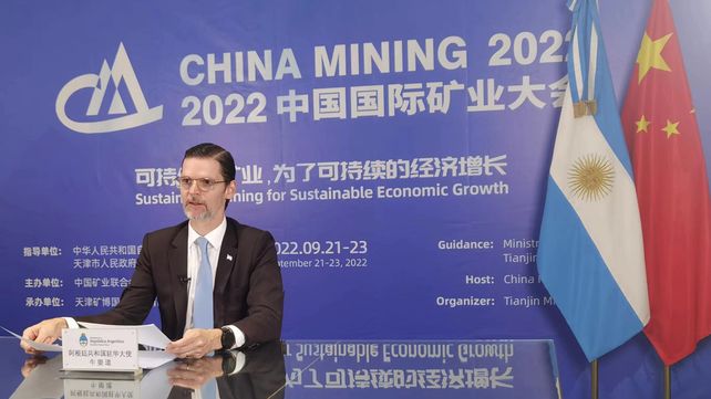 La empresa de China anunció la importante inversión en dos proyectos de exploración de litio en Salta