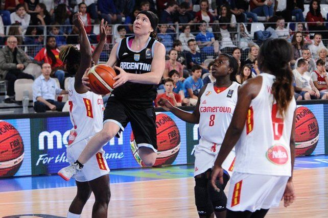 Melisa Gretter es una de las jugadoras convocadas por la Selección Mayor Femenina. Melisa Gretter es una de las jugadoras convocadas por la Selección Mayor Femenina.