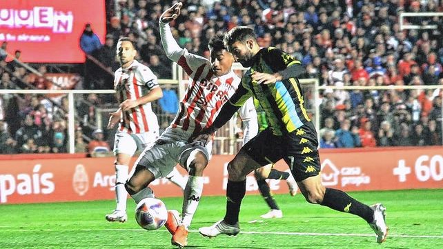 El minuto a minuto del duelo entre Unión Aldosivi
