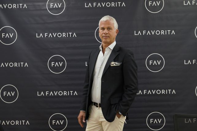 Guillermo Nudenberg, La Favorita.
