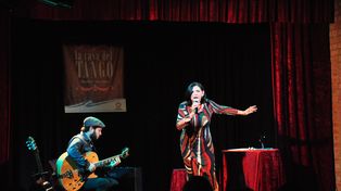Agustín Casenove, en guitarra, y Alejandra Zambrini, en voz, protagonizan el espectáculo en Arteón.