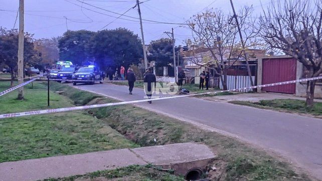 Emboscaron y asesinaron a con siete balazos a un hombre en el barrio Villa Urquiza de Rosario
