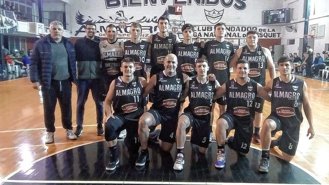 Almagro intentará sumar su segundo título en el Torneo Dos Orillas contra Ciclista de Paraná.