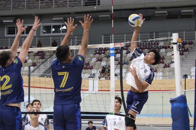 El vóley se empieza a jugar a full en Rosario. Normal 3 y Sondee