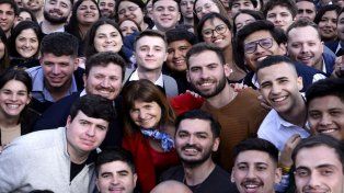 En la Ciudad de Buenos Aires se reunieron jóvenes y funcionarios de todo el país para demostrar un fuerte apoyo a la candidata a presidente de Juntos por el Cambio, Patricia Bullrich.
