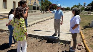 Los primeros 100 metros de pavimento deSan Francisco corresponden al acceso de la localidad santafesina.