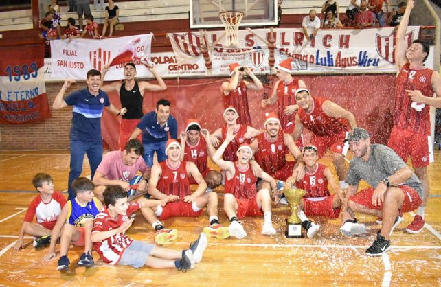 Unión es bicampeón del Torneo Oficial