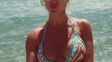 ailen bechara sacudio el fin de semana largo con una foto tomando sol en bikini