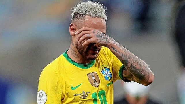Se lesionó Neymar y Brasil no lo tendría contra Corea del Sur