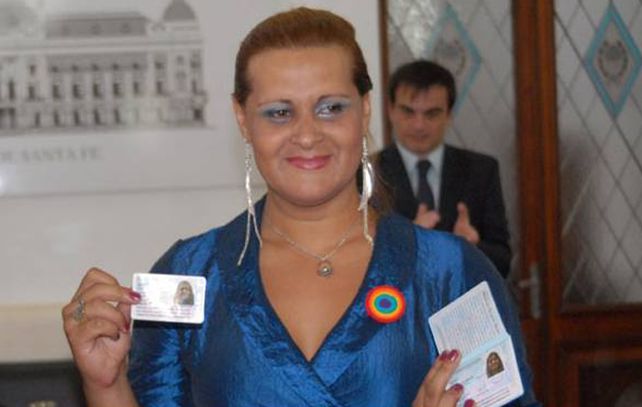 Ironici fue la primera en la provincia en acceder al DNI acorde a su identidad autopiercibida.