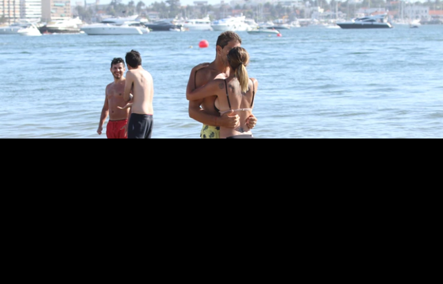 Amalia Granata disfruta de las vacaciones en Punta del Este