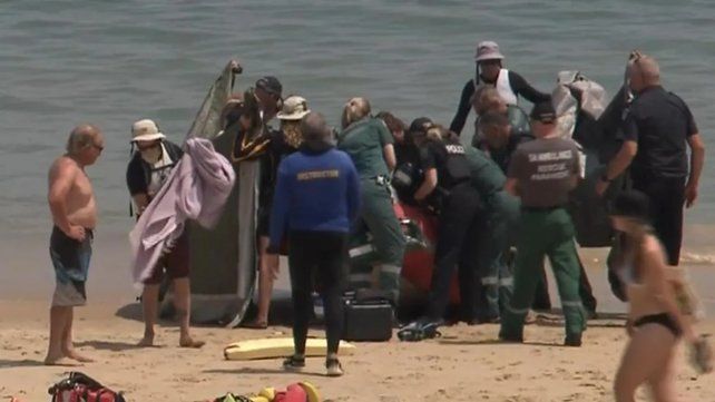 Un tiburón atacó y mató a un surfista adolescente en Australia