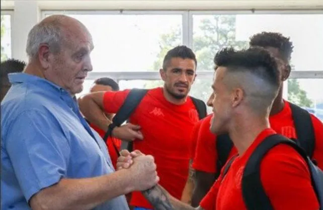 La dirigencia de Unión estira las definiciones con aquellos jugadores que deben renovar el contrato.