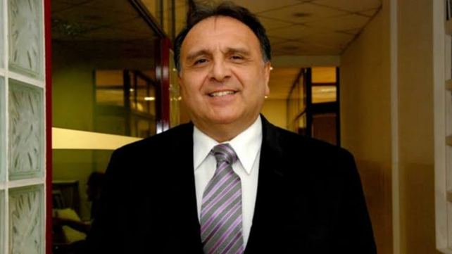 El exárbitro rosarino Miguel Scime se refirió al partido jugado en el estadio Madre de Ciudades.