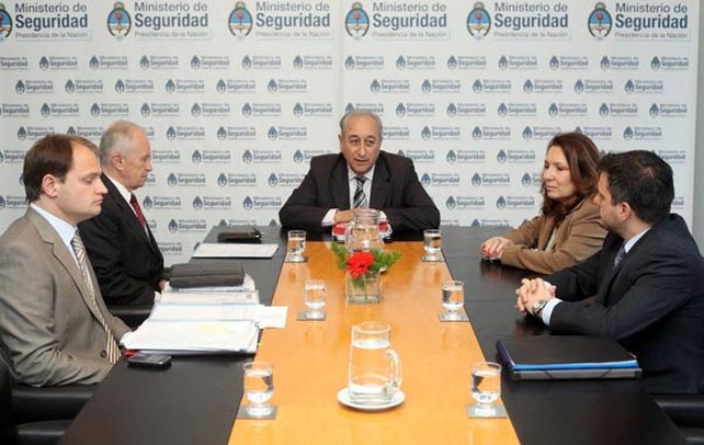 Frente a frente. El ministro de Seguridad nacional recibió a su par santafesino