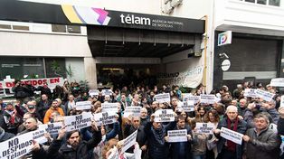 Télam acata los fallos judiciales y retoma a 23 empleados
