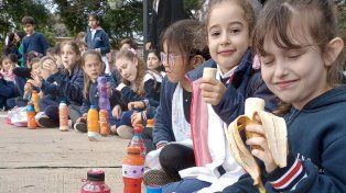 El Ministerio de Salud trabaja en el desarrollo de estrategias que contribuyan a fomentar hábitos de vida saludables y entornos escolares saludables