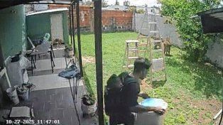 Paraná: lo filmaron robando un secarropas en barrio El Sol y terminó detenido